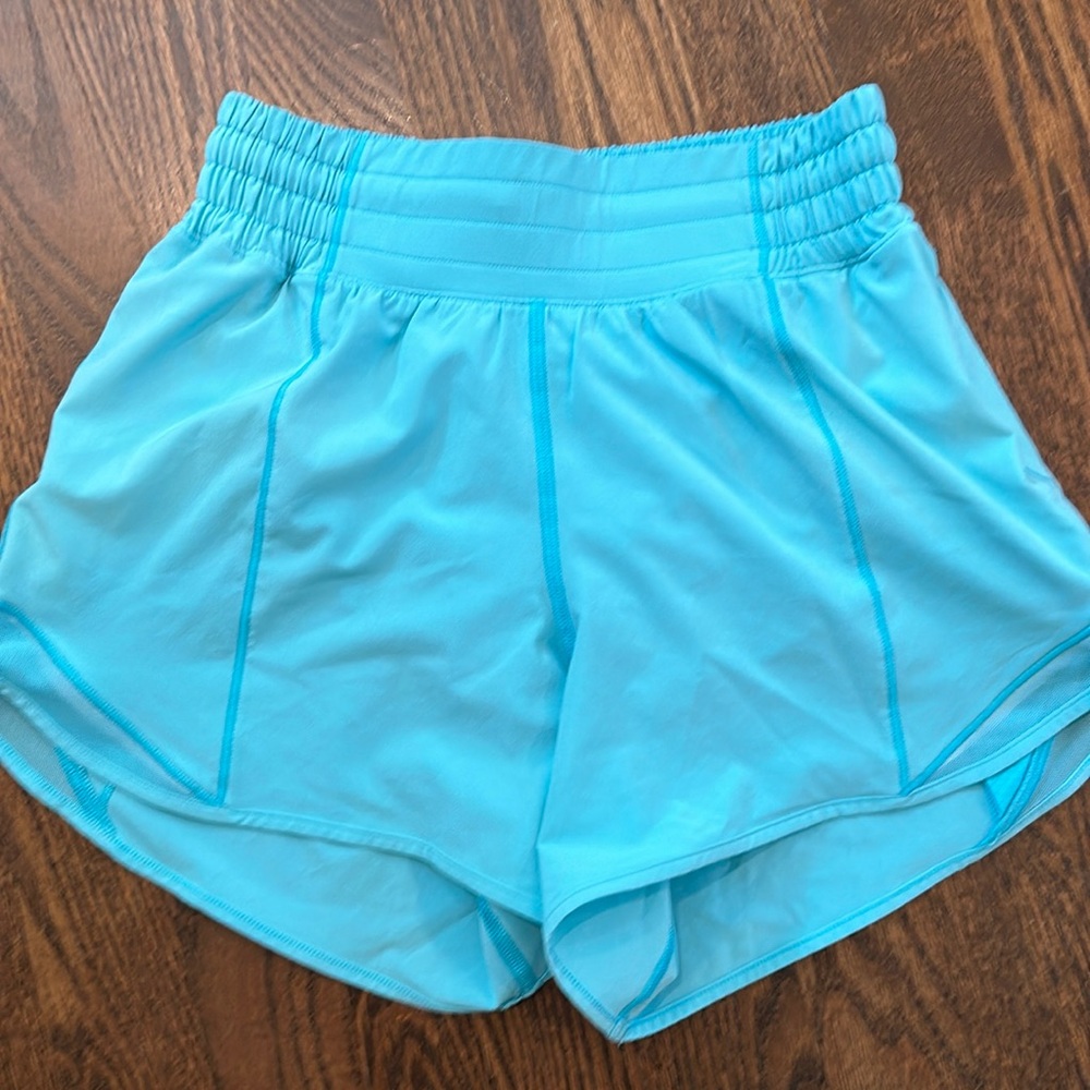 Lululemon HR 4” Hotty Hot